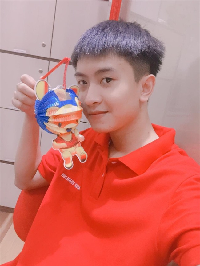 Mê Next Top Model, chàng SV Kiến Trúc lên sân thượng đu dây với ekip cố vấn có tâm như thật - Ảnh 7.