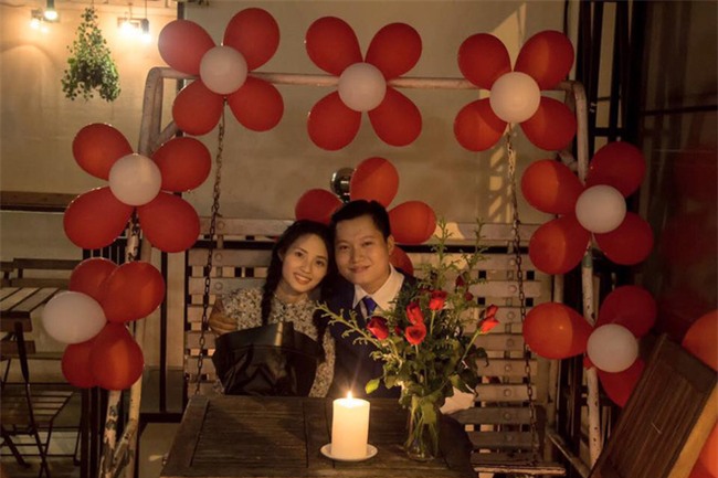 Chàng trai bất ngờ xuất hiện trong tiệc sinh nhật và hành động khiến cô gái bật khóc - Ảnh 5.