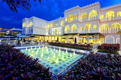 Doanh nhân Hoàng Khải: Từ đại gia nghìn tỷ đến bê bối made in China làm điêu đứng đế chế lụa Khaisilk hơn 30 năm gây dựng - Ảnh 4.