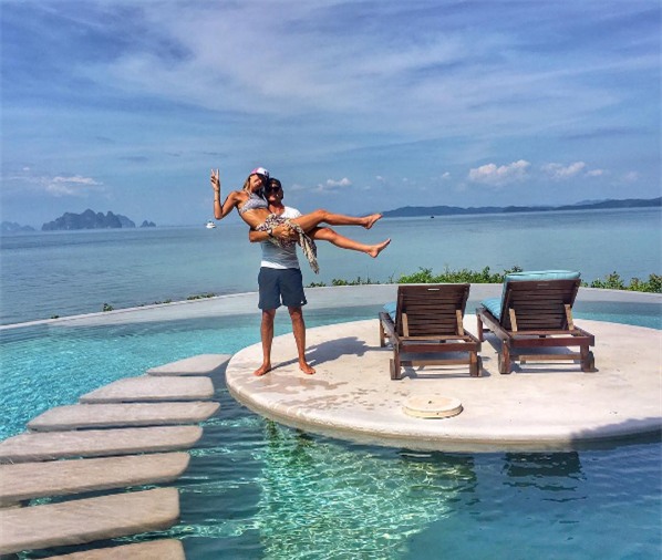 Hé lộ bạn trai đẹp như tài tử Hollywood của tân Hoa hậu Hòa bình Quốc tế-8