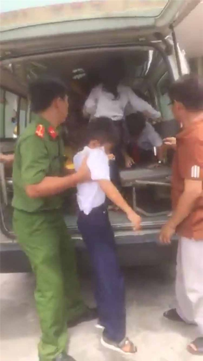 Hậu Giang: Cả trăm học sinh tiểu học cấp cứu sau khi uống sữa