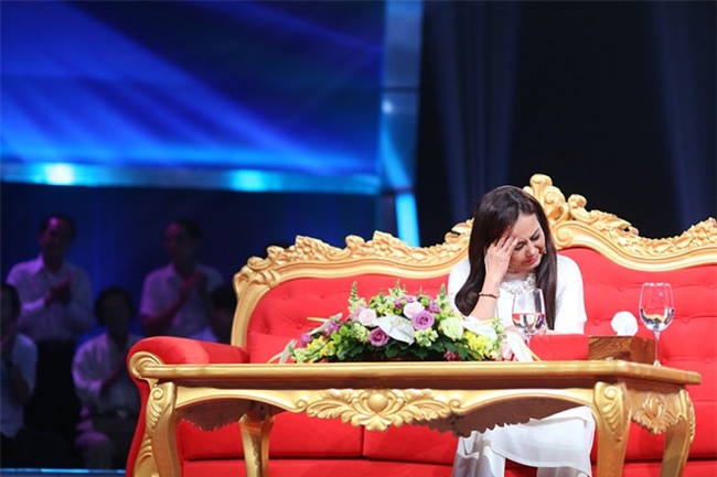 nghe si thanh hang bi chong danh toi muc tu tu - 5