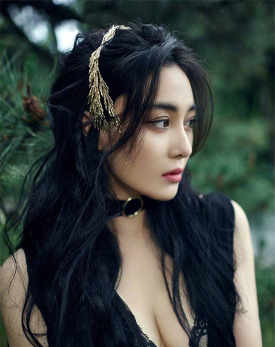 diem danh nhung my nhan dinh dam so huu goc mat nghieng chu s dung chuan - 3