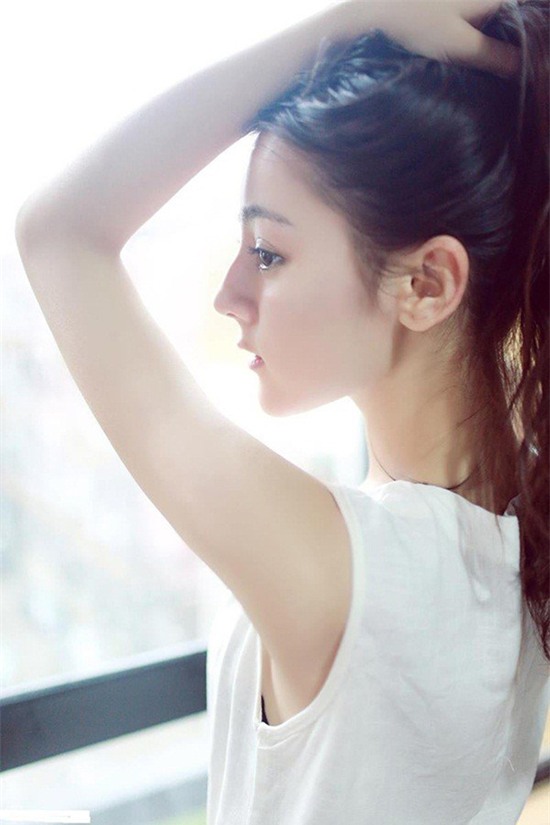 diem danh nhung my nhan dinh dam so huu goc mat nghieng chu s dung chuan - 4