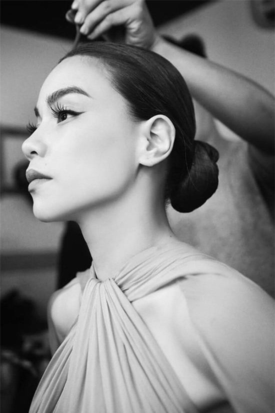 diem danh nhung my nhan dinh dam so huu goc mat nghieng chu s dung chuan - 6