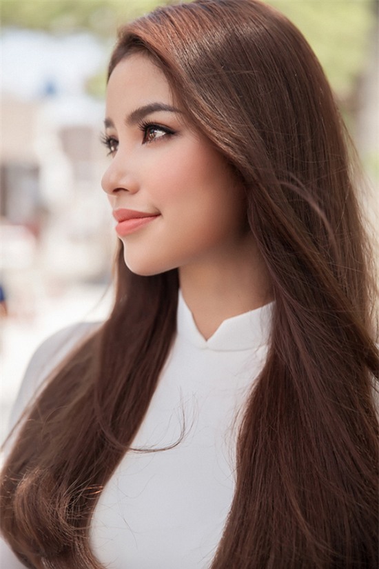 diem danh nhung my nhan dinh dam so huu goc mat nghieng chu s dung chuan - 8