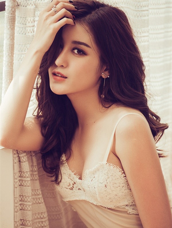 Những lần trượt top khó tin của các nhan sắc Việt trên đấu trường thế giới-2