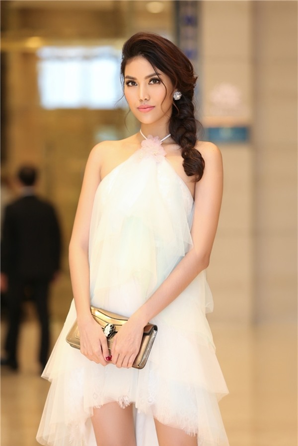 Những lần trượt top khó tin của các nhan sắc Việt trên đấu trường thế giới-8