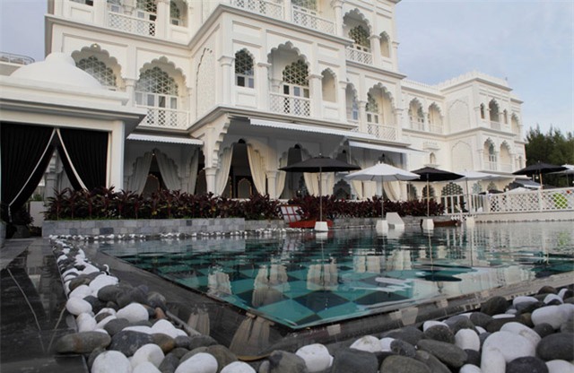 lau dai 15 trieu do cua ong chu khaisilk hoanh trang den muc nao? - 11