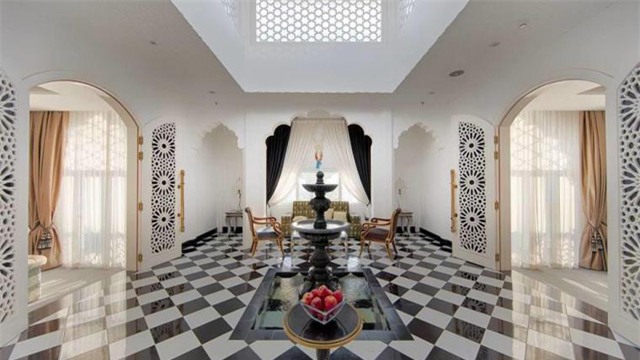 lau dai 15 trieu do cua ong chu khaisilk hoanh trang den muc nao? - 16