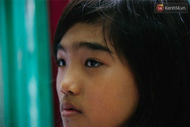 Chuyện Tám mù hát rong - Người cha lang thang Sài Gòn bán tiếng ca kiếm tiền chữa trị đôi mắt cho con gái - Ảnh 11.