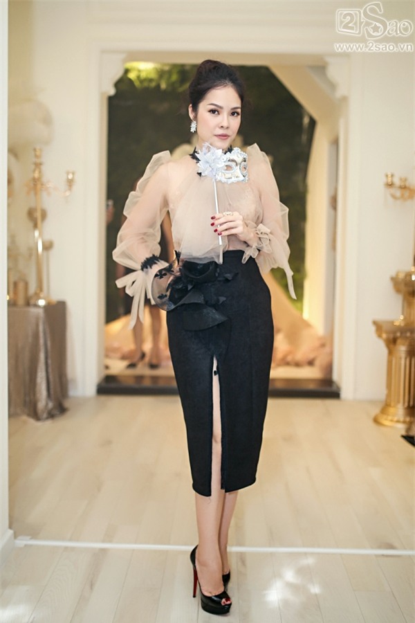 Hà Hồ lái xe đưa Kim Lý đi sự kiện trên xế hộp 7 tỷ mới tậu-13