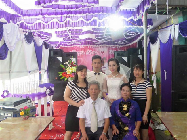 “Lấy chồng được cả nhà chồng”, 9X Hải Phòng khoe bố chồng cặm cụi khâu màn cho vợ chồng khi chăm cháu ngủ - Ảnh 4.