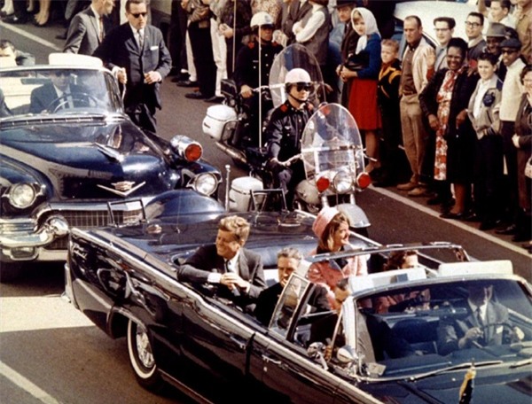Hé lộ những tình tiết gây shock trong vụ ám sát Tổng thống Mỹ Kennedy-1