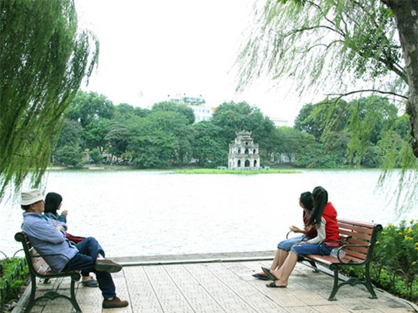 Đêm nay không khí lạnh bao trùm Hà Nội