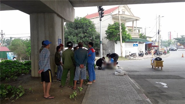 Chở con gái từ nhà bà ngoại về nhà, hai cha con tử vong thương tâm sau va chạm với xe tải - Ảnh 1.