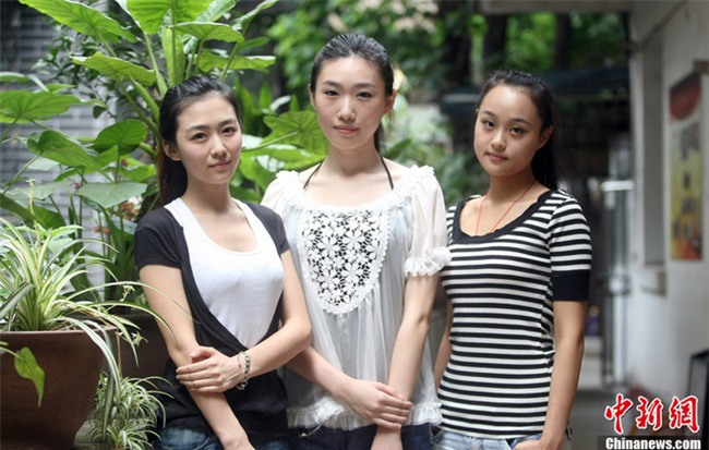 Cận cảnh nhan sắc 5 Hoa hậu bị ném đá dữ dội nhất ở thế giới và Việt Nam - Ảnh 14.