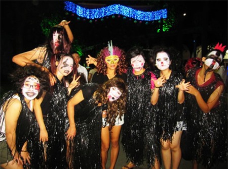 Đã mắt với màn nhảy flashmob theo phong cách thây ma trên phố đi bộ Hà Nội-1