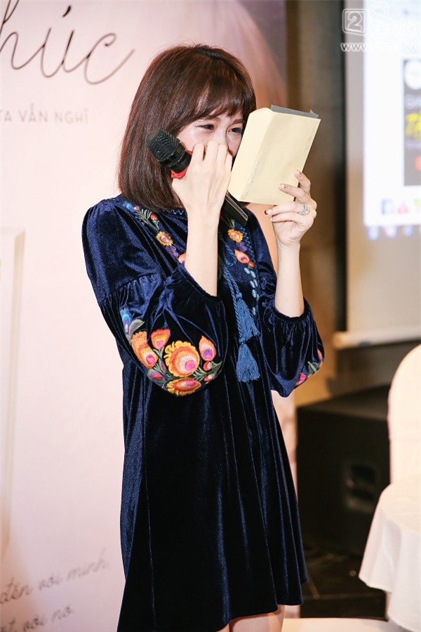 Clip mẹ Trấn Thành chia sẻ niềm tự hào khi có con dâu là Hari Won-4