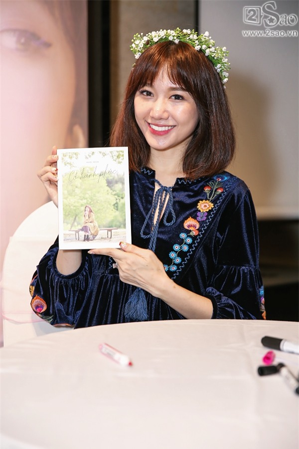 Clip mẹ Trấn Thành chia sẻ niềm tự hào khi có con dâu là Hari Won-7