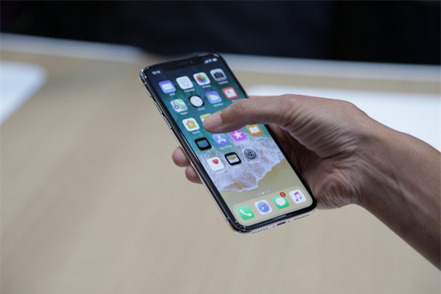 iPhone X
