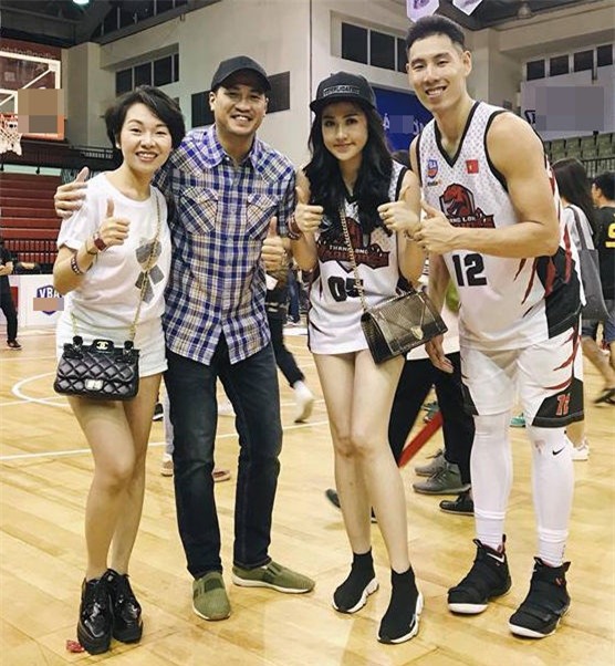 Á hậu Tú Anh, Phillip Nguyễn, em chồng tăng thanh hà