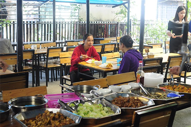 quán cơm người nghèo, quán cơm từ thiện