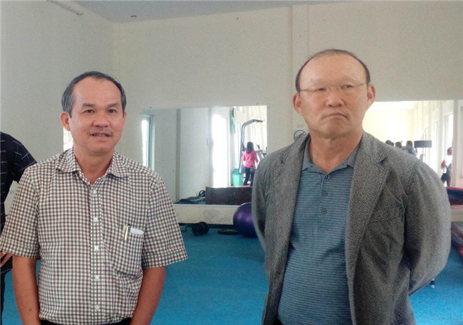 HLV Park Hang-seo lên Pleiku dự khán trận đấu của CLB HAGL vs Hà Nội cuối tuần qua.