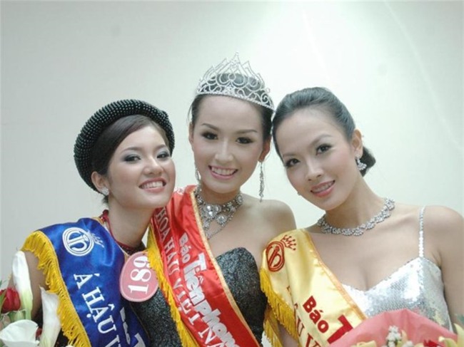 Những hoa hậu Việt vừa đăng quang đã bị ném đá tơi tả về nhan sắc-10