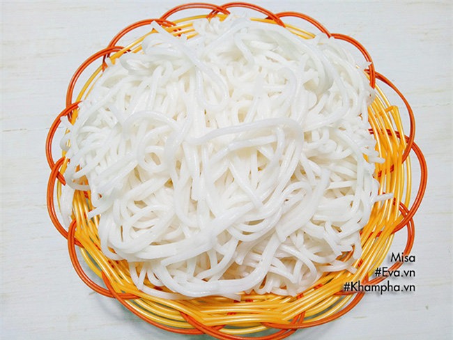 banh canh cha ca dam da, hap dan ca nha boi vi thom ngon - 11