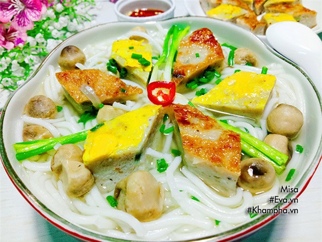 banh canh cha ca dam da, hap dan ca nha boi vi thom ngon - 13