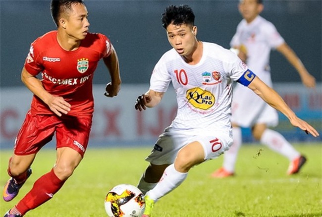 HAGL gần vô địch về thẻ phạt ở V-League