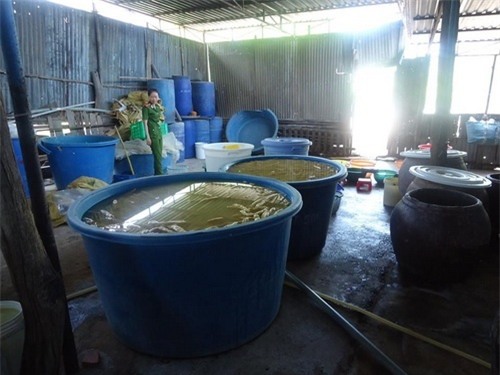 Những thực phẩm Việt thường được ủ hóa chất lạ của Trung Quốc bán “nhập nhèm” ở các chợ