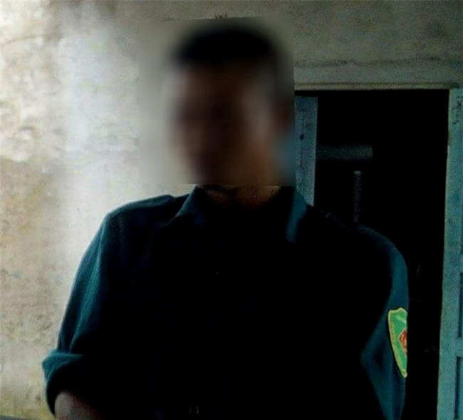 Nam thanh nien bi danh ghen xin 'giai oan' cho chu tich xa hinh anh 1