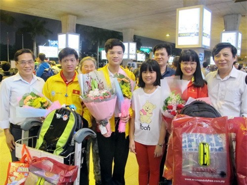 Chào đón nhà vô địch thế giới Nguyễn Anh Khôi - Ảnh 1.