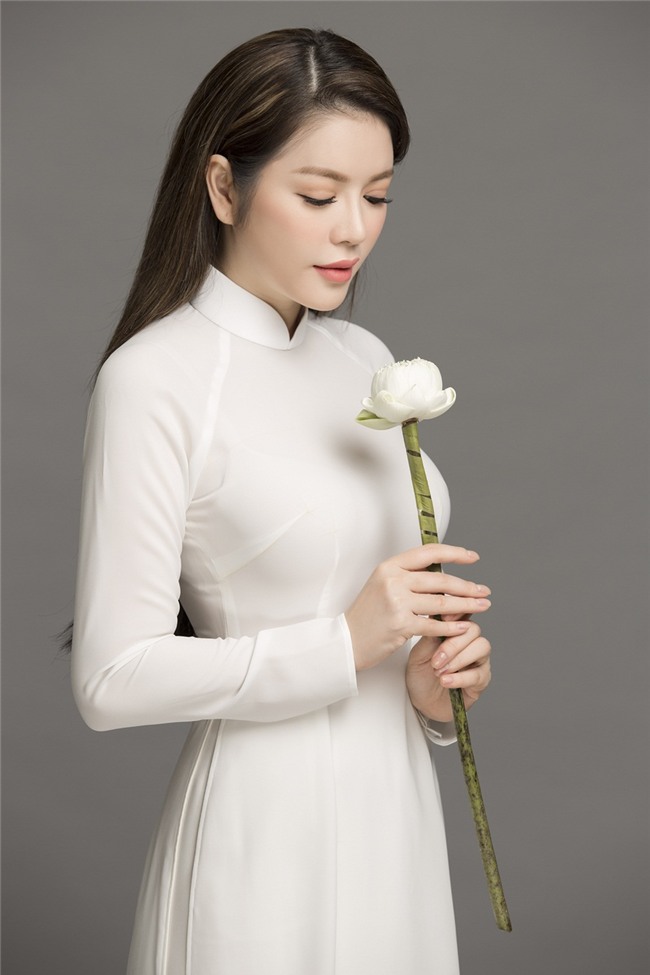 KHOA8990 copy