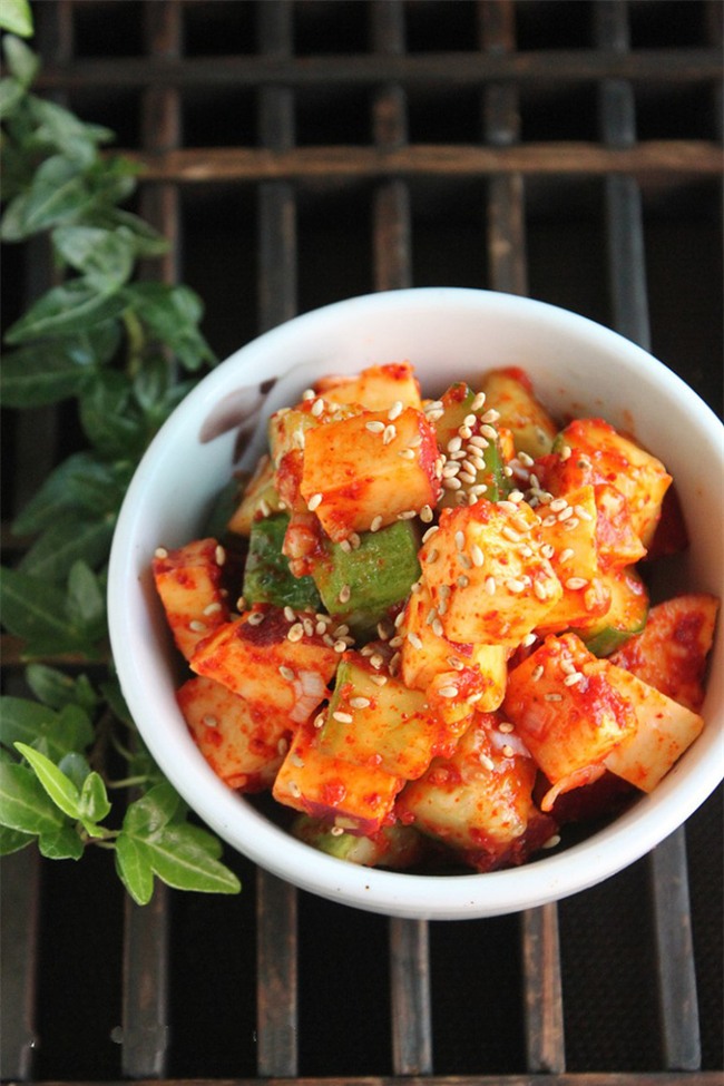 Giòn giòn ngon miệng món salad dưa chuột kiểu mới toanh - Ảnh 6.