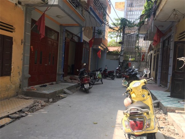 Mẹ của nghi can giết người ở chung cư: Sau khi gây án nó vẫn gọi điện về cho tôi