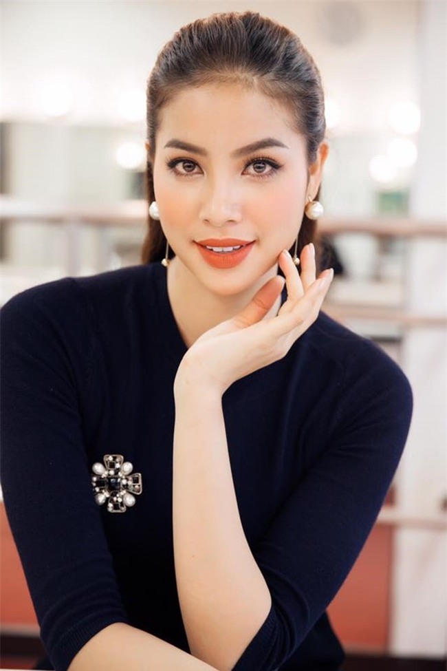 ai trong so my nhan viet la nguoi so huu doi moi teu quyen ru nhat? - 4