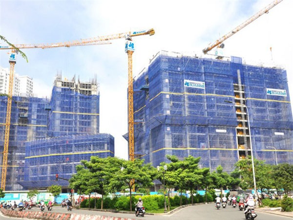 Cổ phiếu lao dốc vì tin đồn bị Khaisilk xù nợ 2.500 tỷ đồng