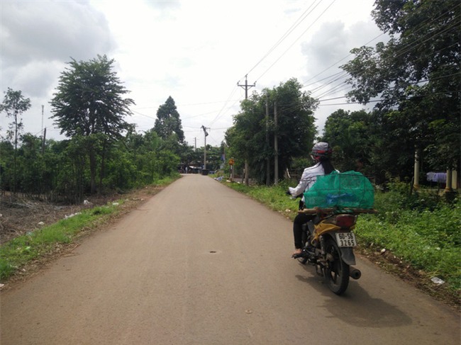 Chồng bất chấp pháp luật, không cho vợ nuôi con trai 7 tháng tuổi: Cô ấy bị thần kinh, tôi không thể giao con được - Ảnh 12.