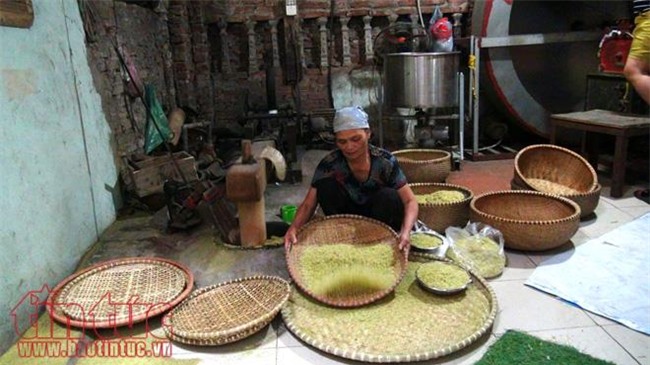 can canh tu a - z quy trinh lam com thom nuc cua lang com me tri hinh anh 2