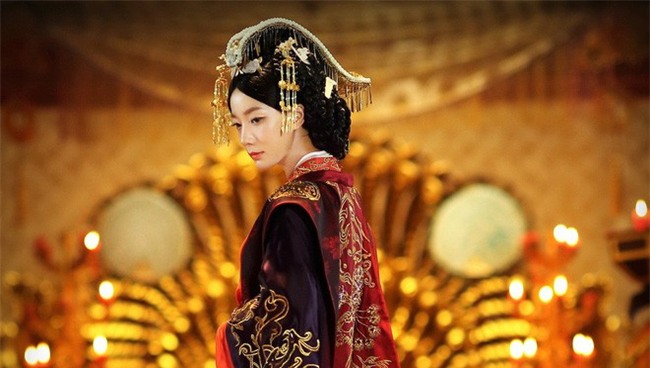 Hoàng hậu Vệ Tử Phu: Xuất thân là ca kỹ, lên ngôi Hậu vì bị hãm hại, khi chết được an táng qua loa nơi vệ đường - Ảnh 6.