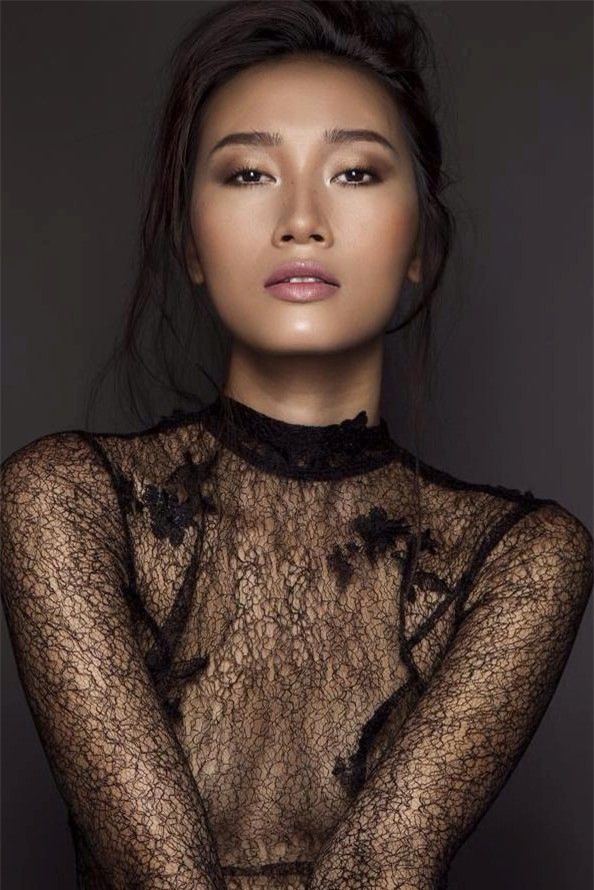 Ai bảo mắt lươn là xấu, 9 người đẹp này dù mắt bé vẫn đẹp hút hồn - Ảnh 1.