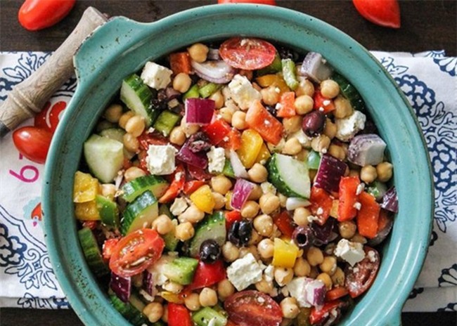 bi quyet don gian giu ve dep khong tuoi cua dien vien kristen bell - 5