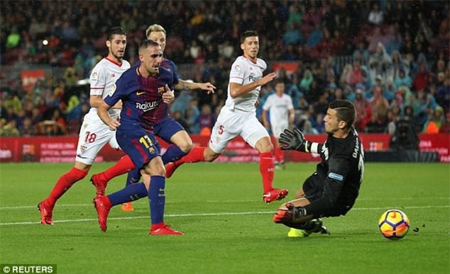 Alcacer mở tỷ số cho Barcelona sau pha dứt điểm nhạy cảm