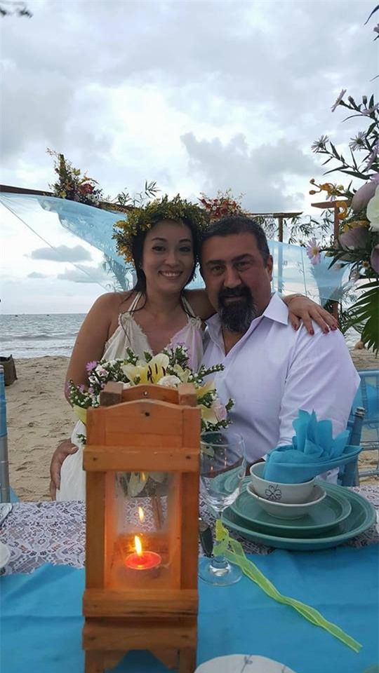 nguoi dan ong canada quyet cuoi gai “mot lan do” chi 5 ngay sau cau hon - 3