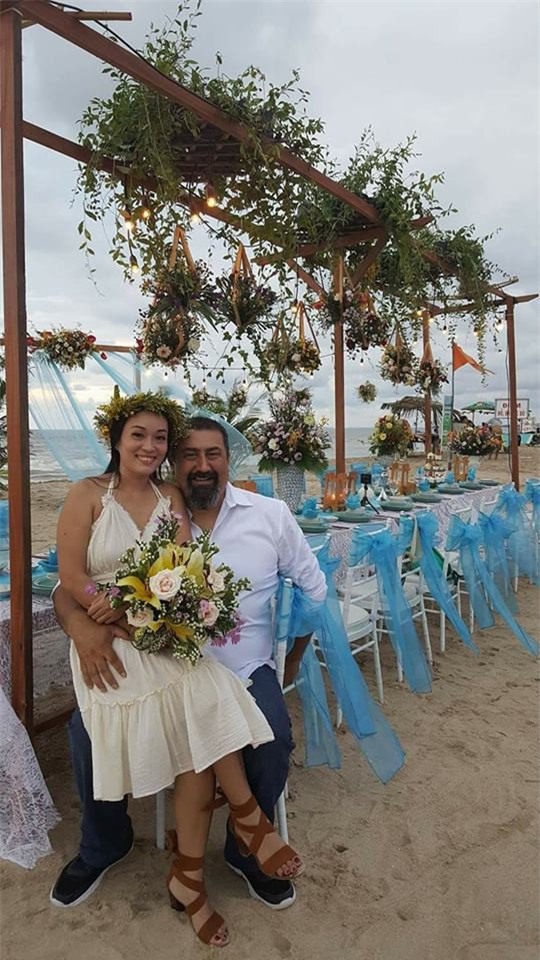 nguoi dan ong canada quyet cuoi gai “mot lan do” chi 5 ngay sau cau hon - 6