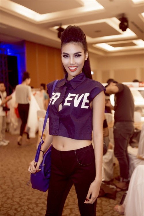 Trải qua một quá trình lột xác mới có ngày hôm nay, nhưng hiện tại Lan Khuê lại mất điểm vì vóc dáng... thừa cân - Ảnh 5.