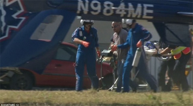 Hiện trường vụ xả súng đẫm máu tại nhà thờ Mỹ